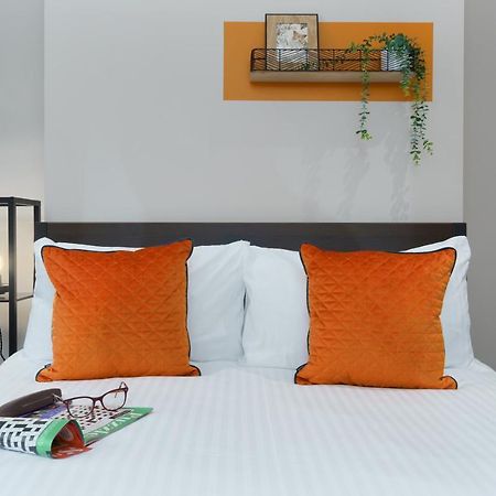 Apartment Three - Free Private Car Park - Sleeps 6 - 3 Shower Rooms - By Ocean City Retreats Plymouth Kültér fotó