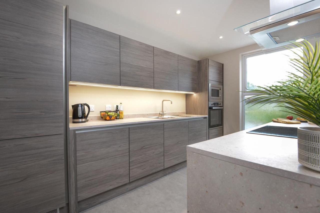 Apartment Three - Free Private Car Park - Sleeps 6 - 3 Shower Rooms - By Ocean City Retreats Plymouth Kültér fotó