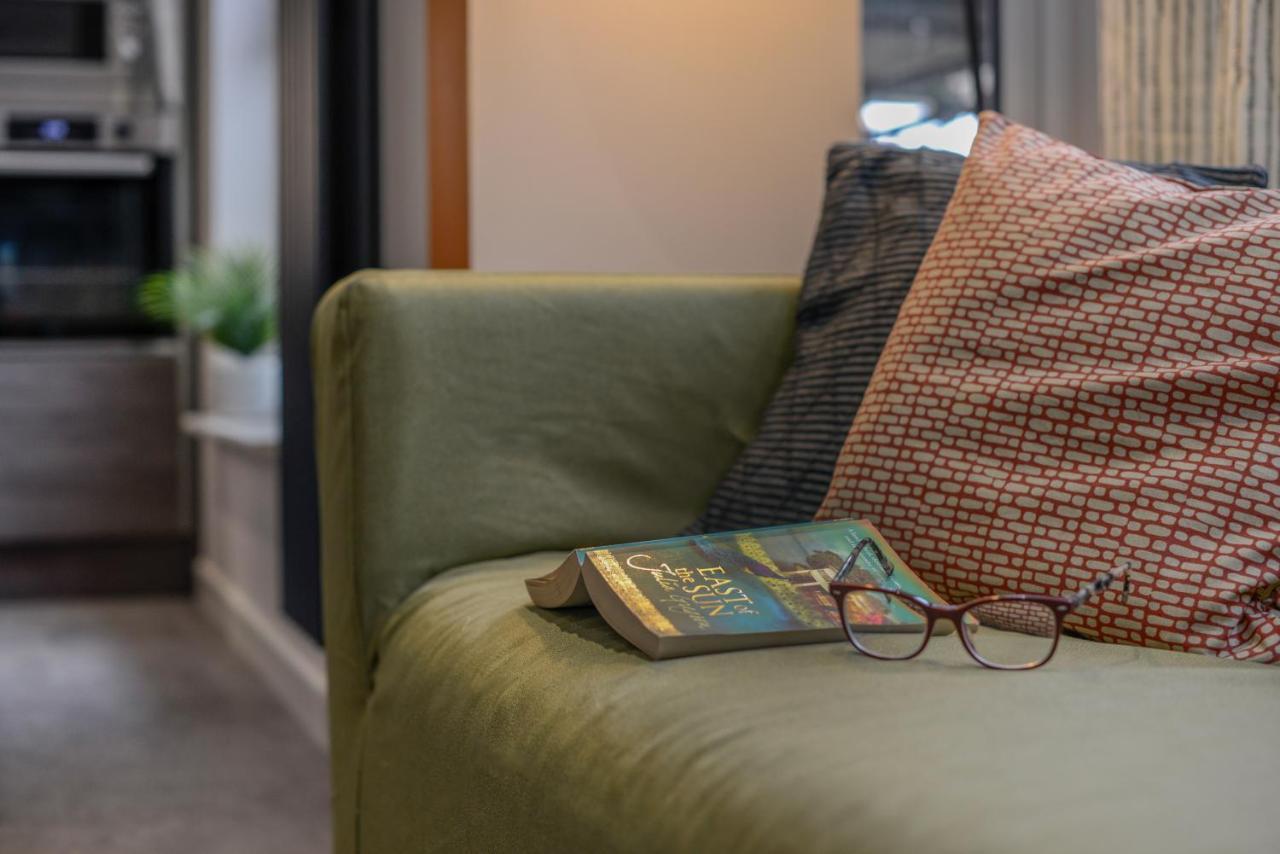 Apartment Three - Free Private Car Park - Sleeps 6 - 3 Shower Rooms - By Ocean City Retreats Plymouth Kültér fotó