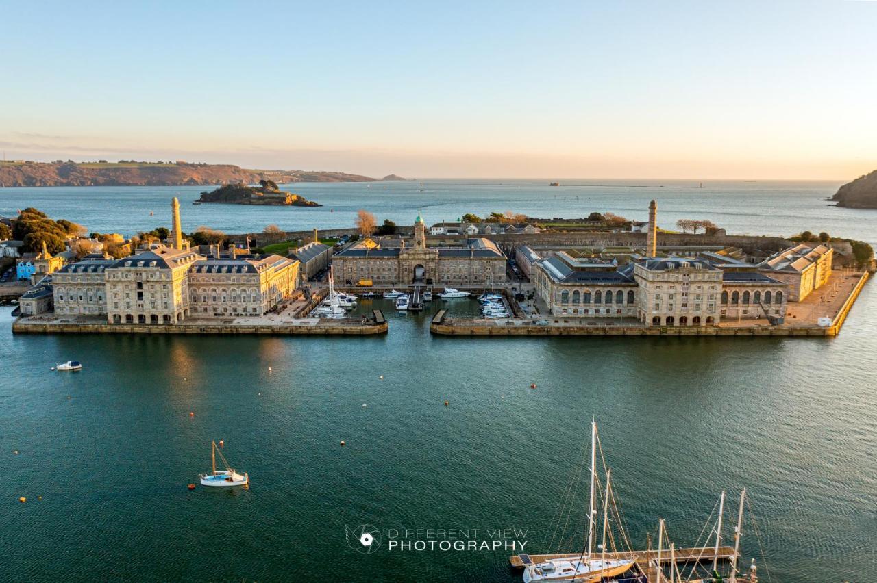 Apartment Three - Free Private Car Park - Sleeps 6 - 3 Shower Rooms - By Ocean City Retreats Plymouth Kültér fotó