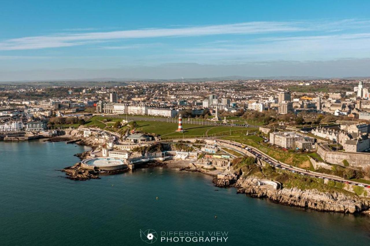 Apartment Three - Free Private Car Park - Sleeps 6 - 3 Shower Rooms - By Ocean City Retreats Plymouth Kültér fotó