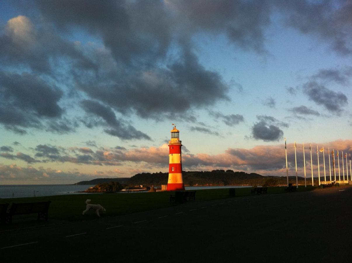 Apartment Three - Free Private Car Park - Sleeps 6 - 3 Shower Rooms - By Ocean City Retreats Plymouth Kültér fotó
