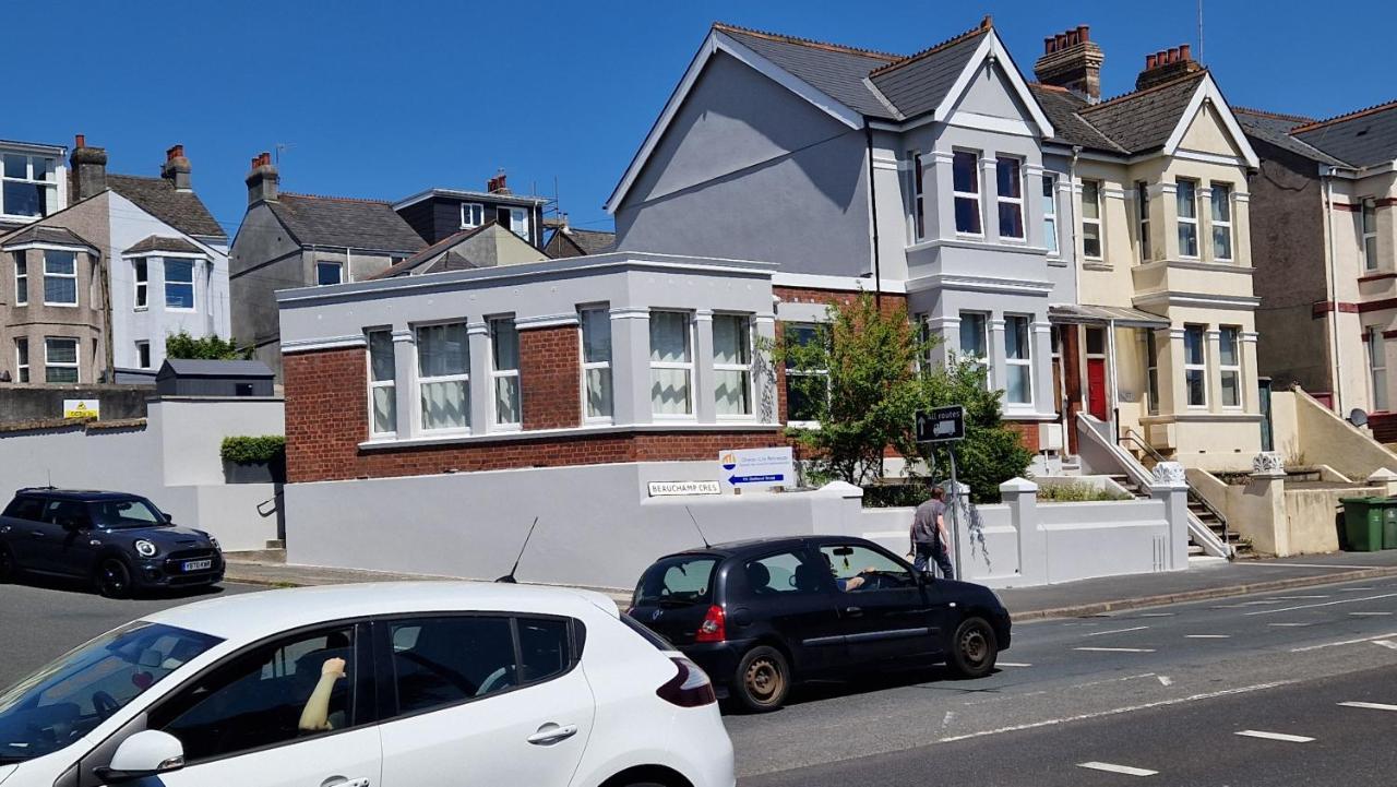 Apartment Three - Free Private Car Park - Sleeps 6 - 3 Shower Rooms - By Ocean City Retreats Plymouth Kültér fotó