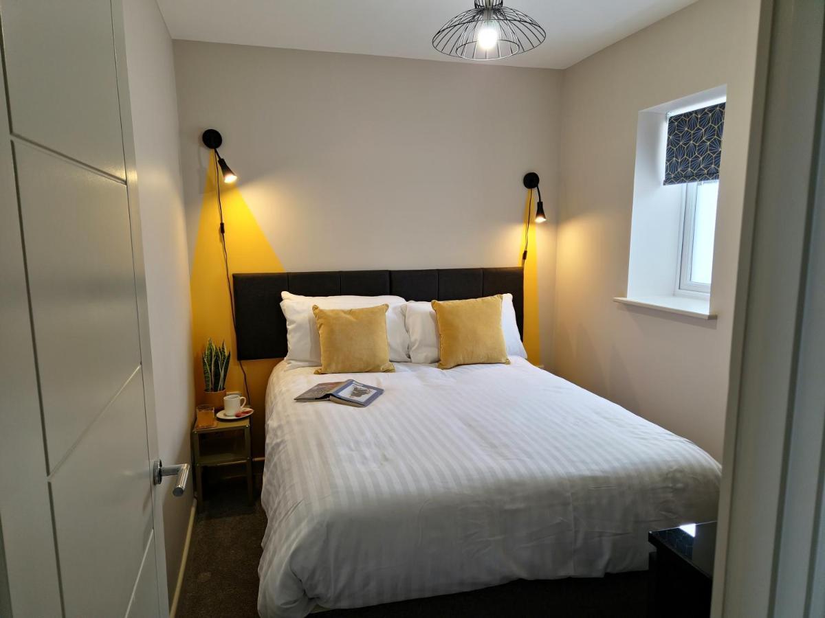 Apartment Three - Free Private Car Park - Sleeps 6 - 3 Shower Rooms - By Ocean City Retreats Plymouth Kültér fotó