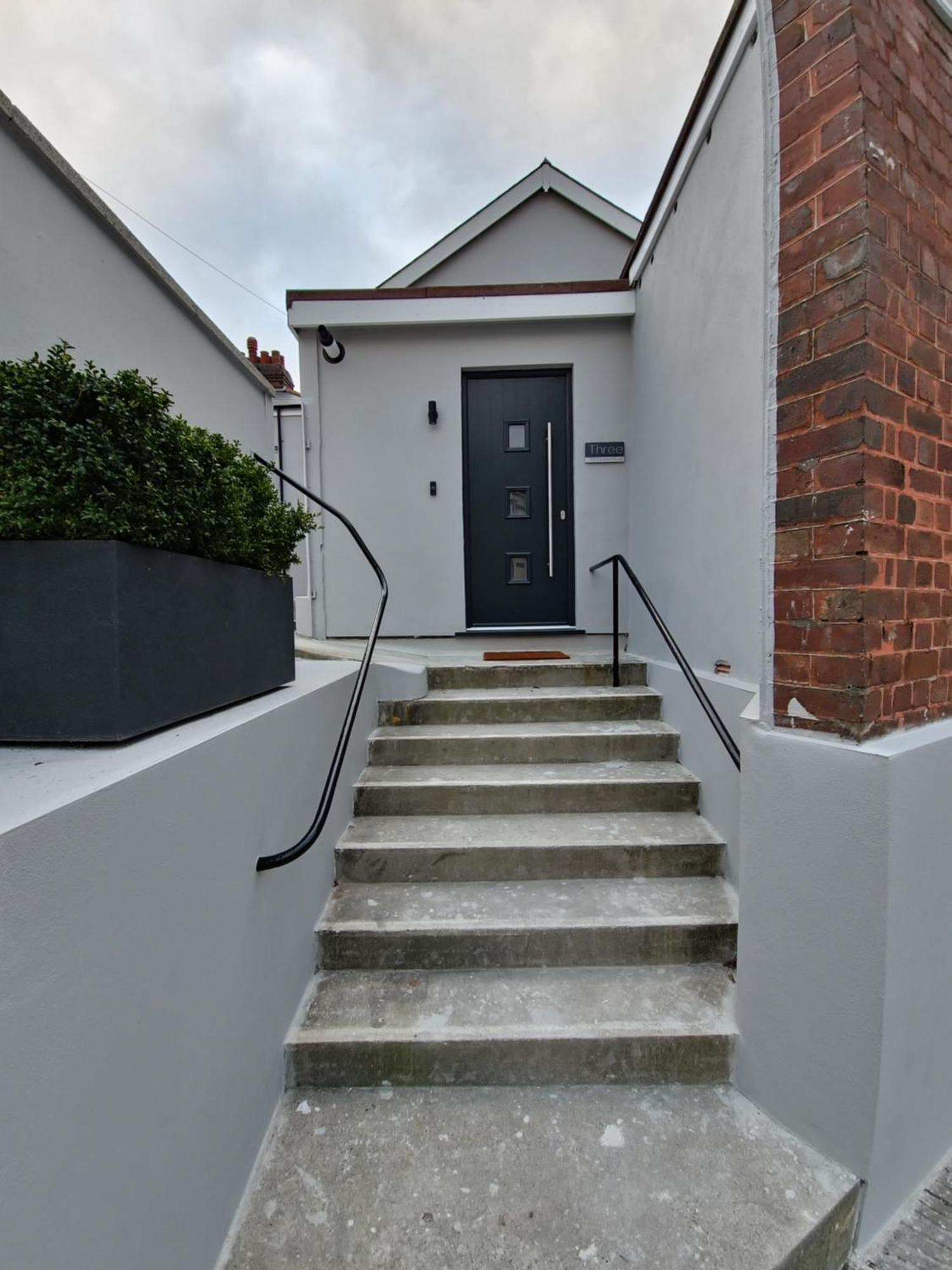 Apartment Three - Free Private Car Park - Sleeps 6 - 3 Shower Rooms - By Ocean City Retreats Plymouth Szoba fotó